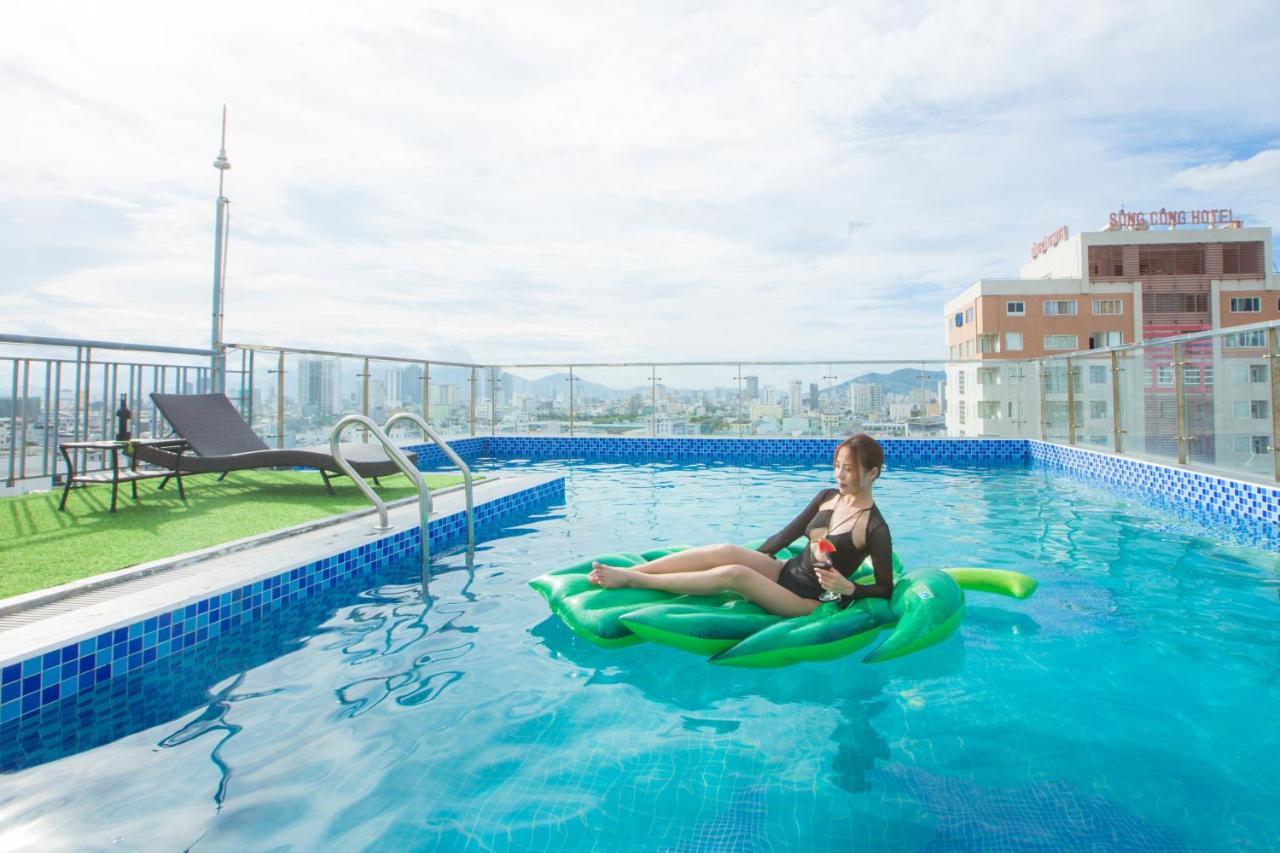 Maxhome Luxury Hotel Da Nang Esterno foto