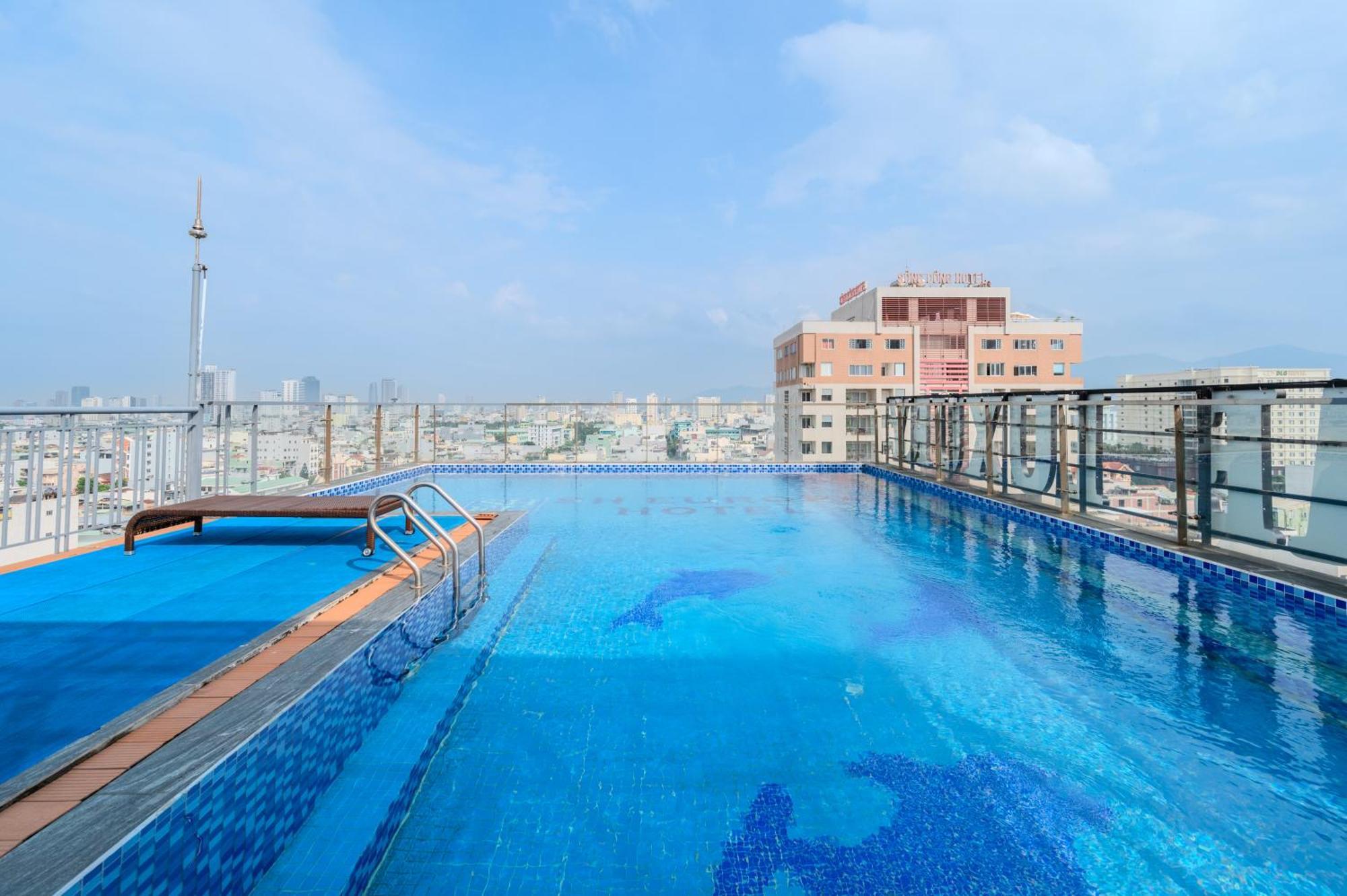 Maxhome Luxury Hotel Da Nang Esterno foto
